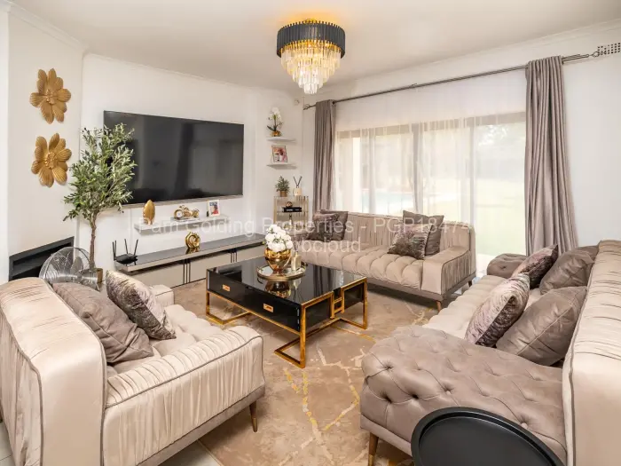 5 Bedroom House for Sale in Mandara, Harare