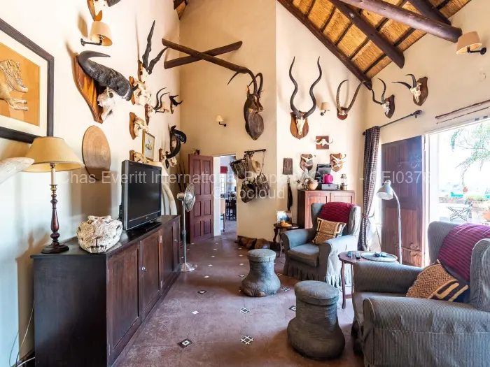 4 Bedroom House for Sale in Burnside, Bulawayo