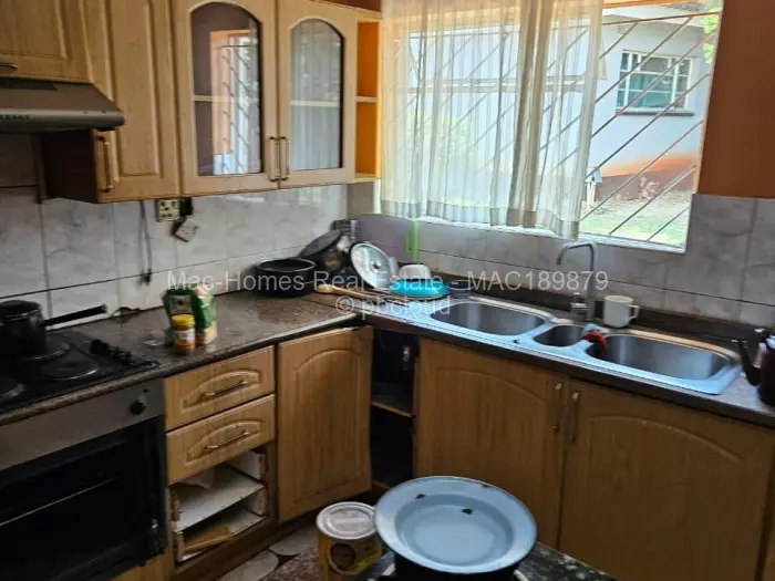 5 Bedroom House for Sale in Philadelphia, Harare