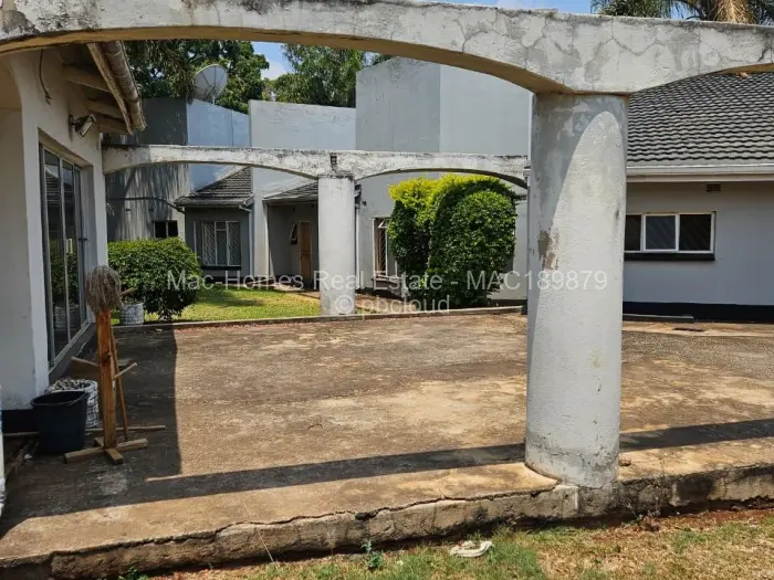5 Bedroom House for Sale in Philadelphia, Harare