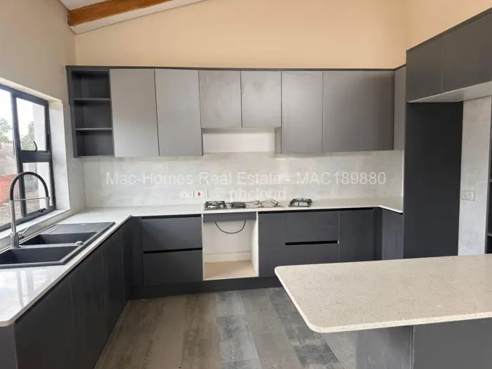 3 Bedroom House for Sale in Bluff Hill, Harare