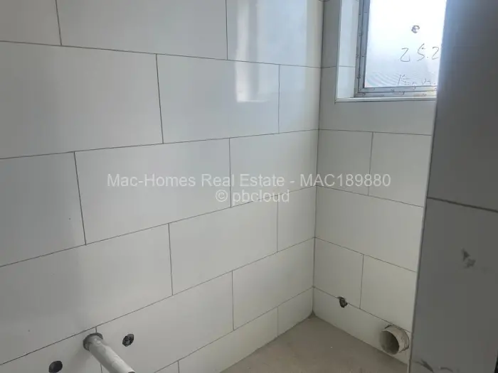 3 Bedroom House for Sale in Bluff Hill, Harare