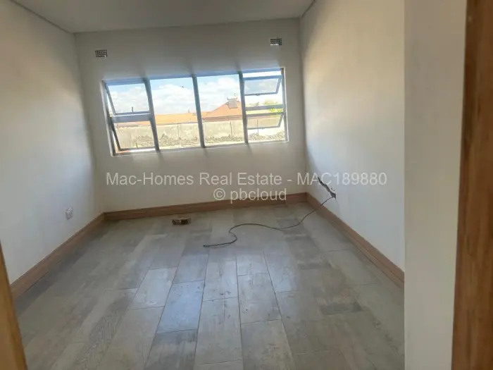 3 Bedroom House for Sale in Bluff Hill, Harare