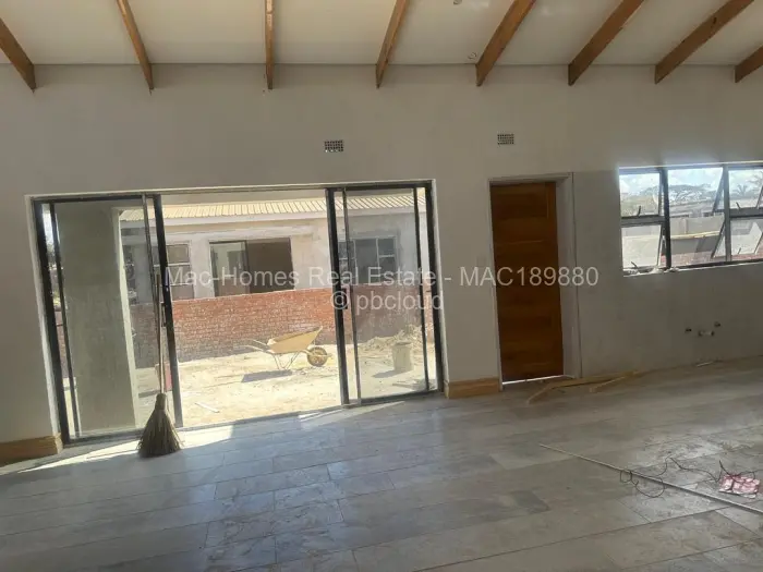 3 Bedroom House for Sale in Bluff Hill, Harare