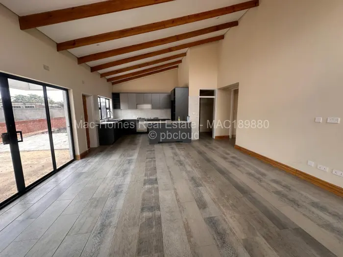 4 Bedroom House for Sale in Bluff Hill, Harare