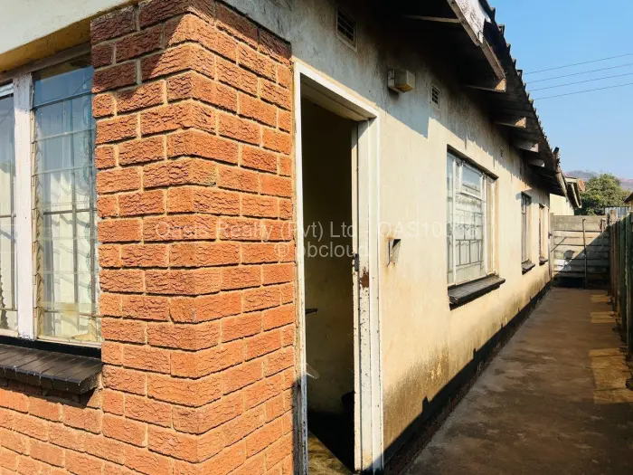 3 Bedroom House for Sale in Warren Park, Harare