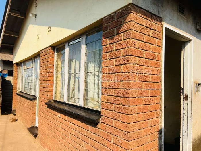 3 Bedroom House for Sale in Warren Park, Harare