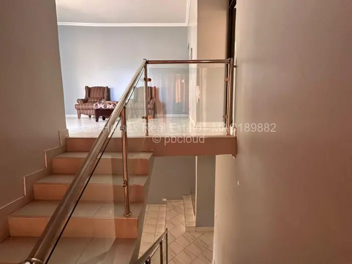 5 Bedroom House for Sale in Carrick Creagh Estate, Harare