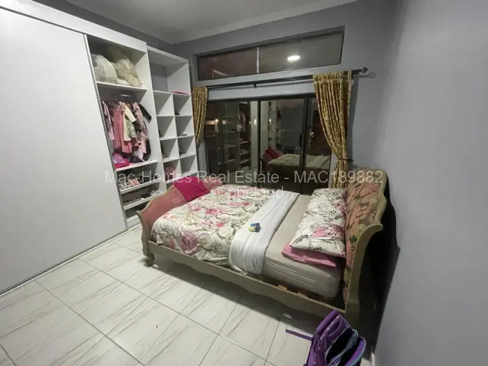 5 Bedroom House for Sale in Carrick Creagh Estate, Harare