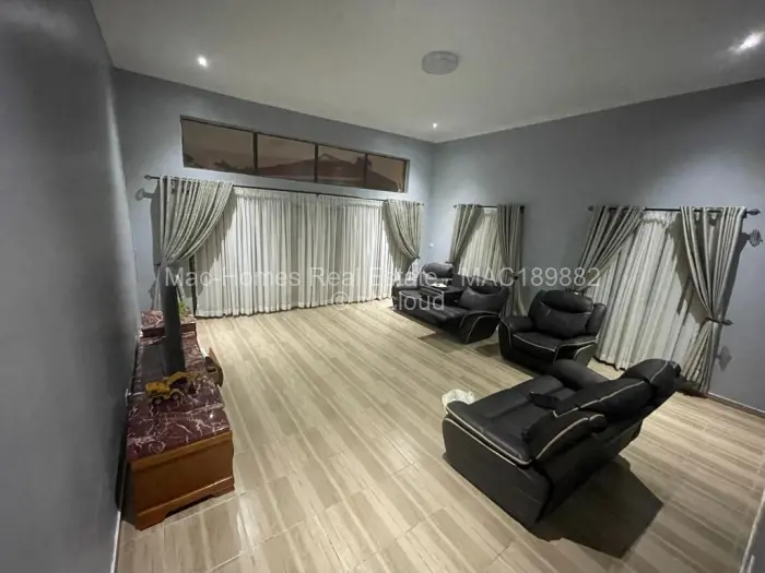 5 Bedroom House for Sale in Carrick Creagh Estate, Harare