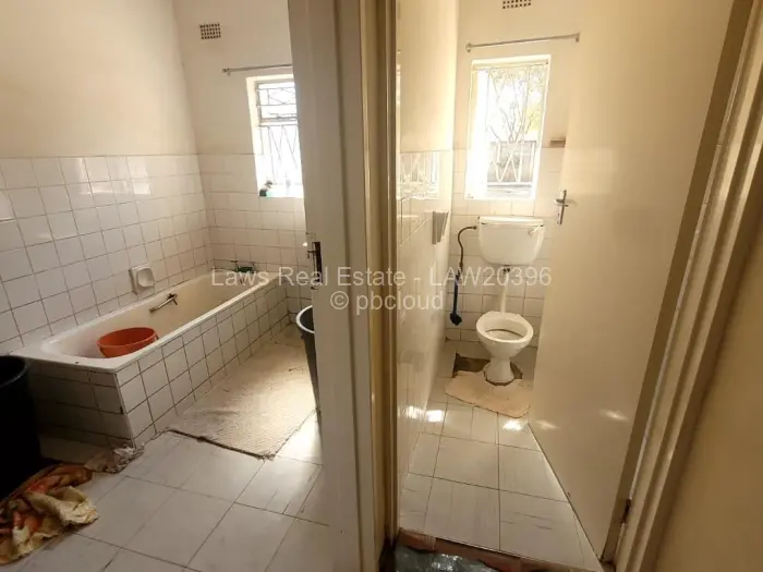 4 Bedroom House for Sale in Waterfalls, Harare