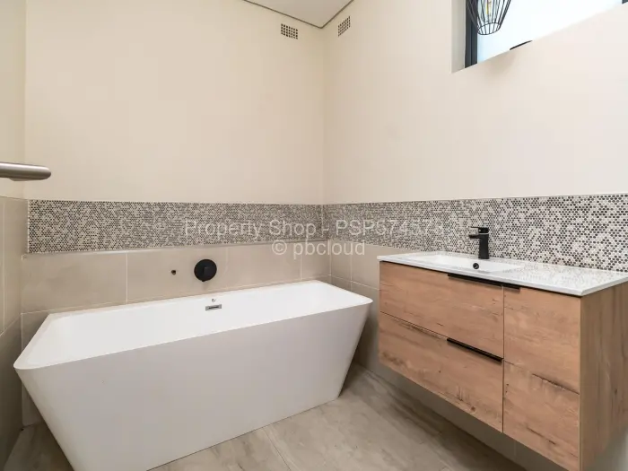 Flat/Apartment for Sale in Greendale, Harare