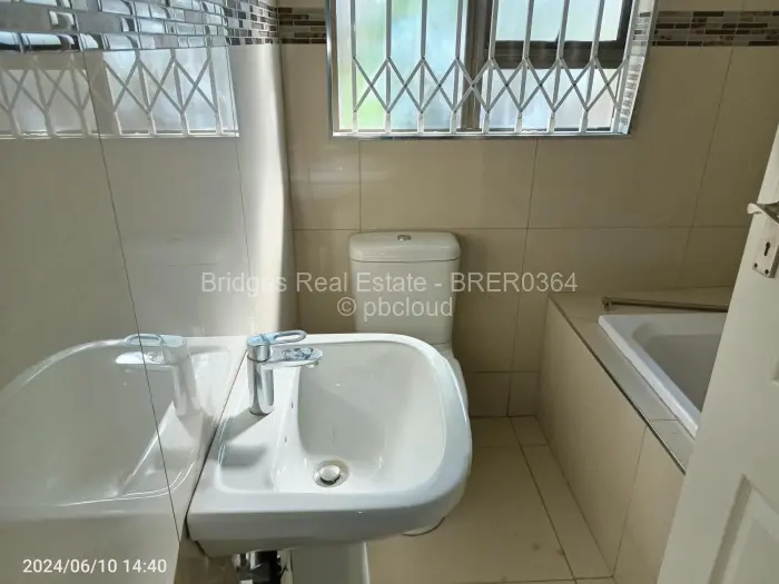 4 Bedroom House for Sale in Glen Lorne, Harare