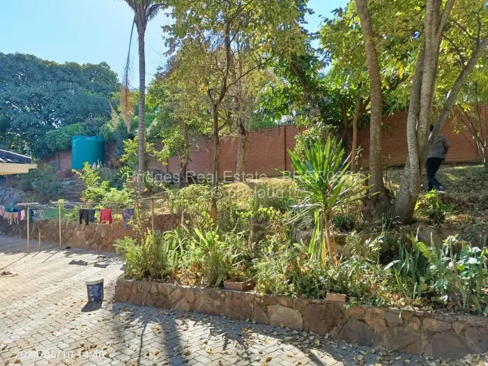 4 Bedroom House for Sale in Glen Lorne, Harare