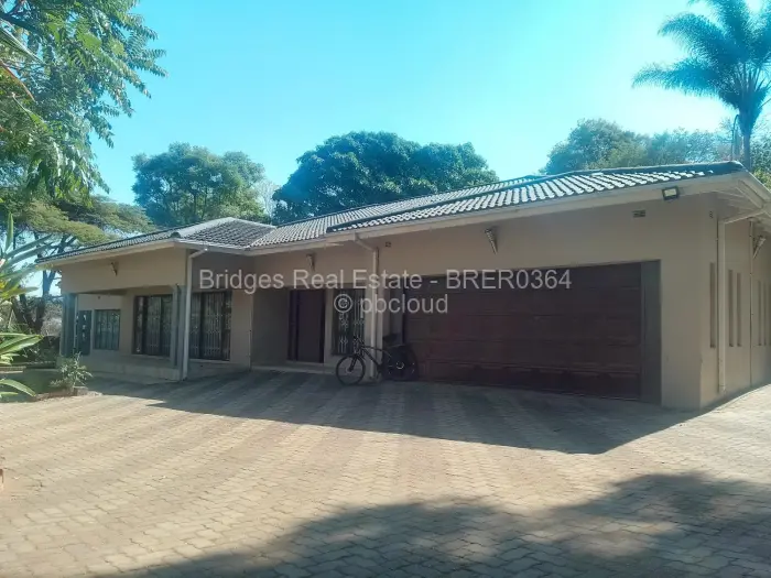 4 Bedroom House for Sale in Glen Lorne, Harare