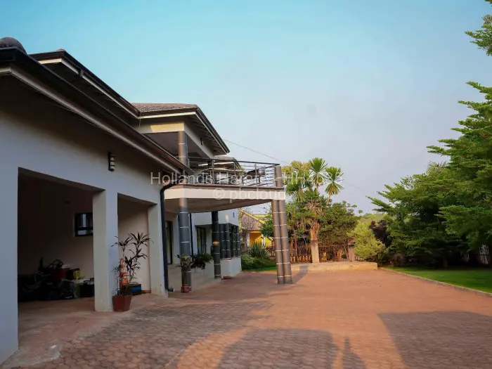6 Bedroom House for Sale in Shawasha Hills, Harare