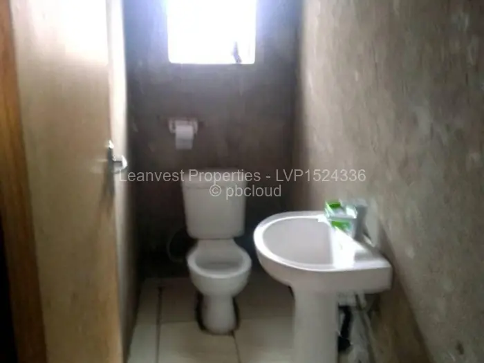 4 Bedroom House for Sale in Ruwa, Ruwa