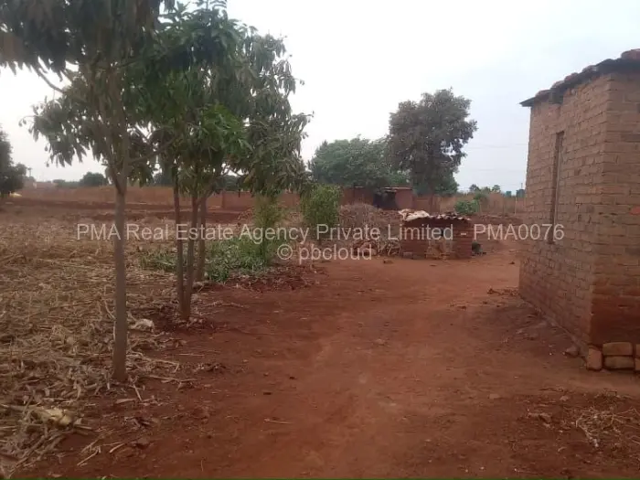 Residential Stand for Sale in Norton, Norton