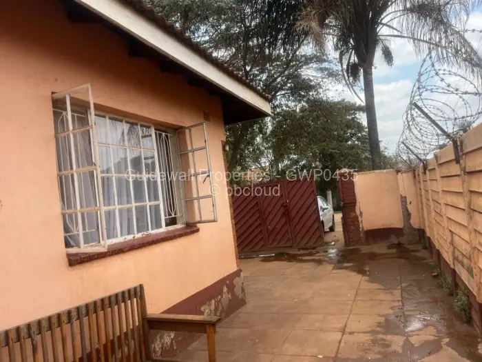 4 Bedroom House to Rent in Cold Comfort