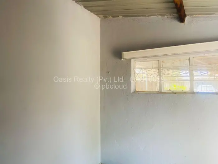 1 Bedroom Cottage/Garden Flat to Rent in Houghton Park, Harare