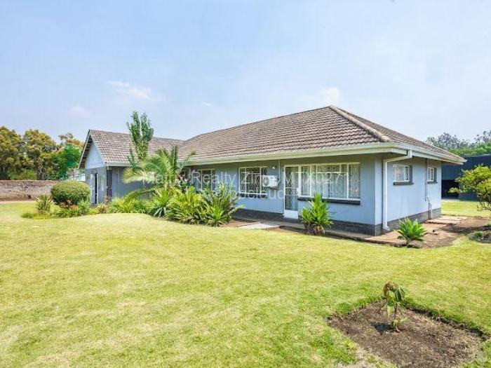 Warehouse/Industrial for Sale in Eastlea, Harare