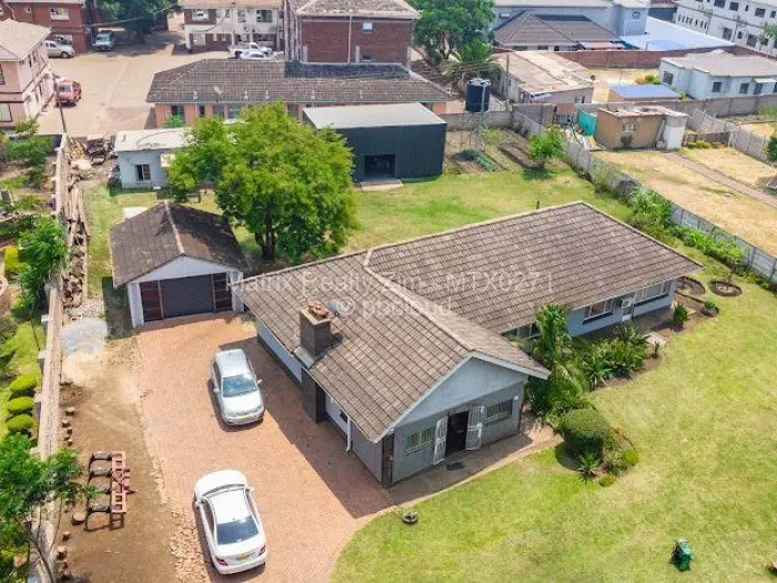 Warehouse/Industrial for Sale in Eastlea, Harare