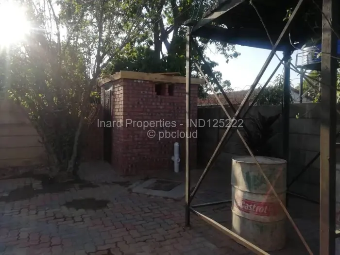 3 Bedroom House to Rent in Msasa Park, Harare