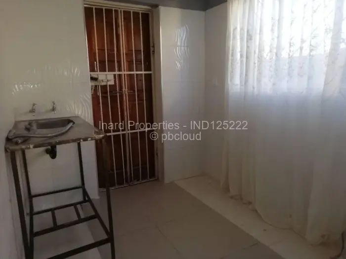 3 Bedroom House to Rent in Msasa Park, Harare