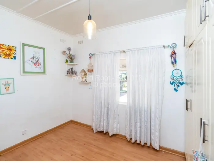 6 Bedroom House for Sale in Chisipite, Harare