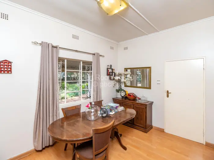 6 Bedroom House for Sale in Chisipite, Harare