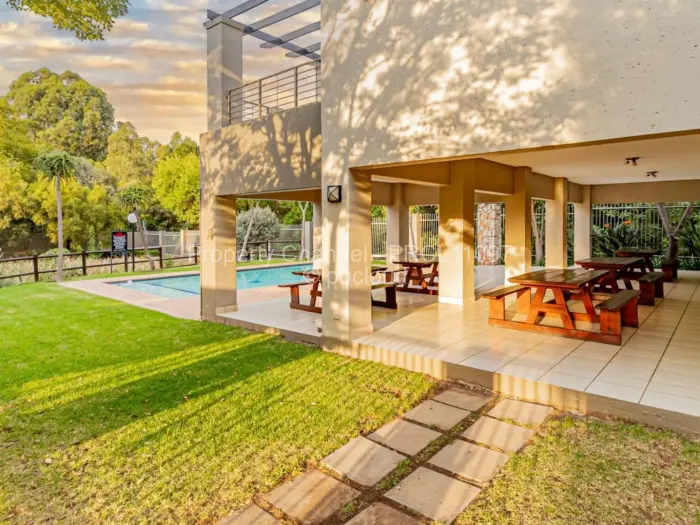 Flat/Apartment for Sale in Sandton, Johannesburg