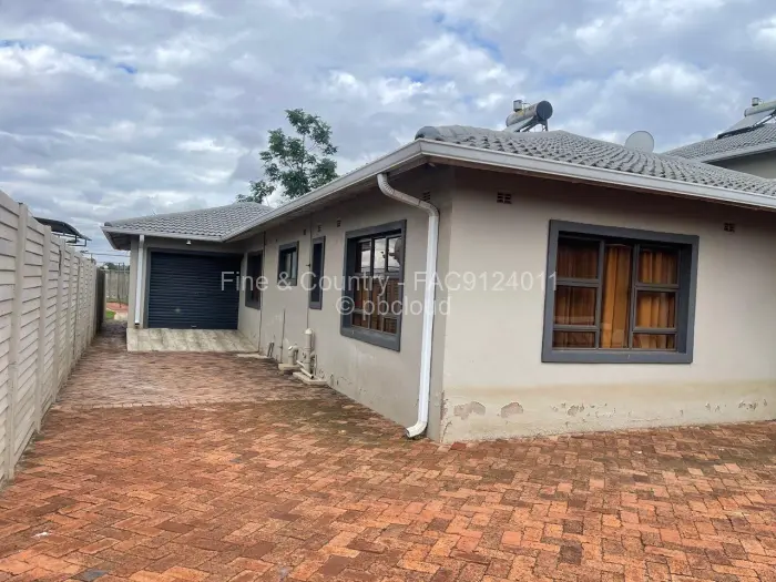 4 Bedroom House for Sale in Pomona, Harare