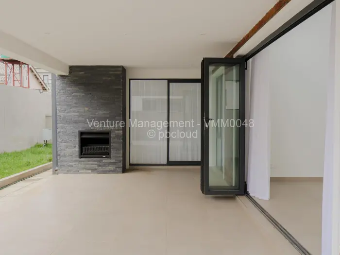 Townhouse/Complex/Cluster to Rent in Borrowdale West