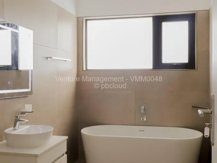 Townhouse/Complex/Cluster to Rent in Borrowdale West