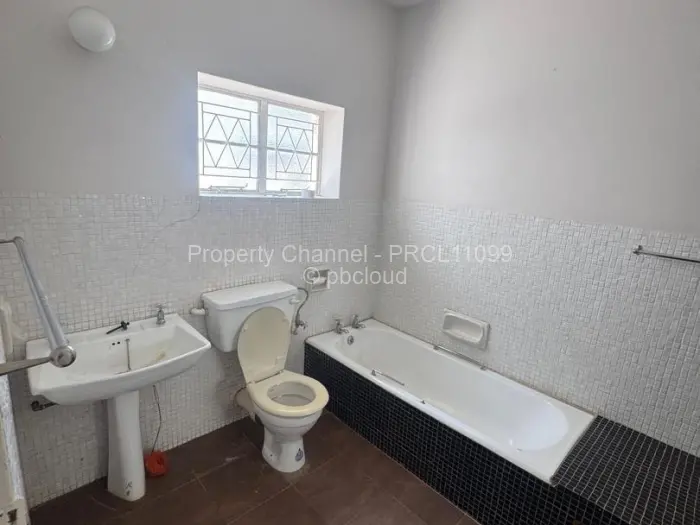 Flat/Apartment to Rent in Helensvale, Harare