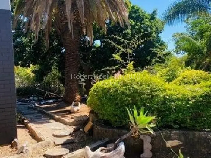 4 Bedroom House for Sale in Morningside Byo, Bulawayo