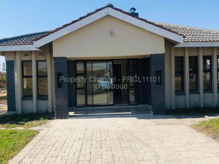 4 Bedroom House for Sale in Windsor Park, Ruwa