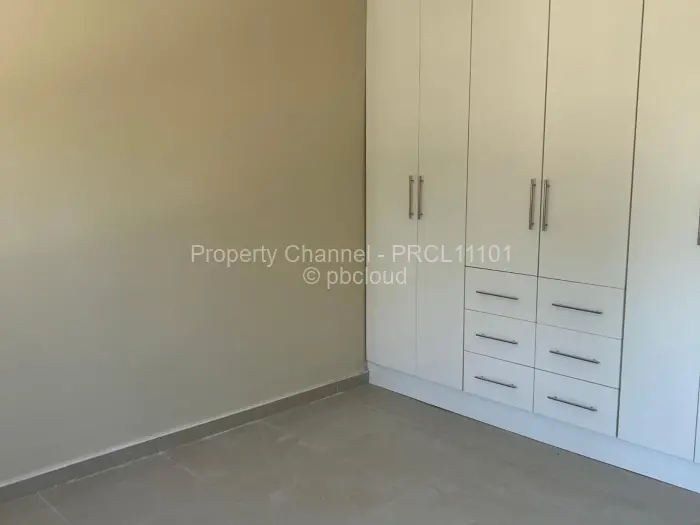 4 Bedroom House for Sale in Windsor Park, Ruwa