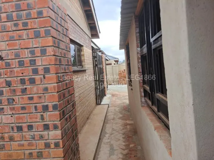 4 Bedroom House for Sale in Cold Comfort, Harare