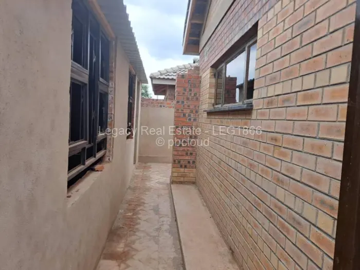 4 Bedroom House for Sale in Cold Comfort, Harare