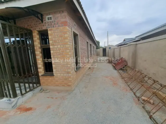 4 Bedroom House for Sale in Cold Comfort, Harare