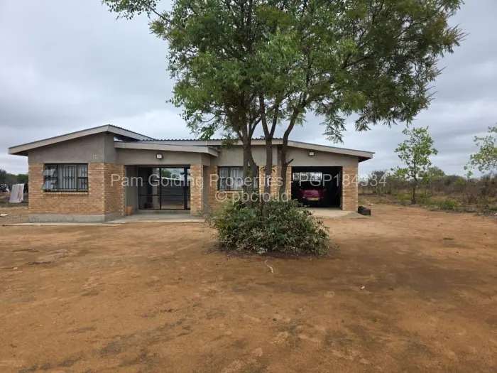 Townhouse/Cluster for Sale in Burnside, Bulawayo