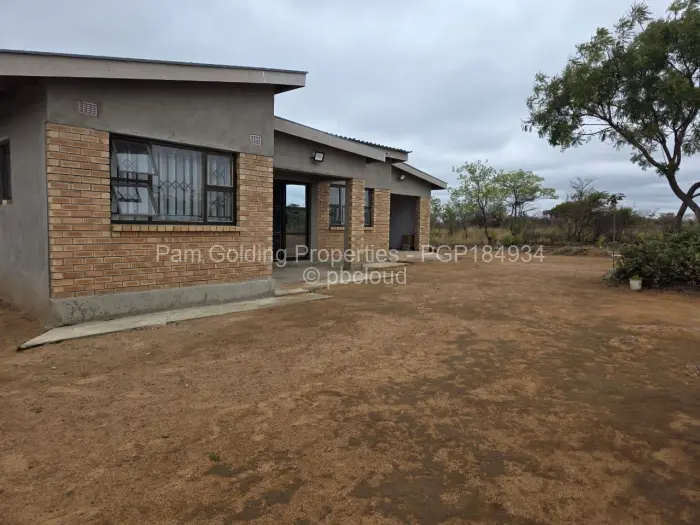 Townhouse/Cluster for Sale in Burnside, Bulawayo