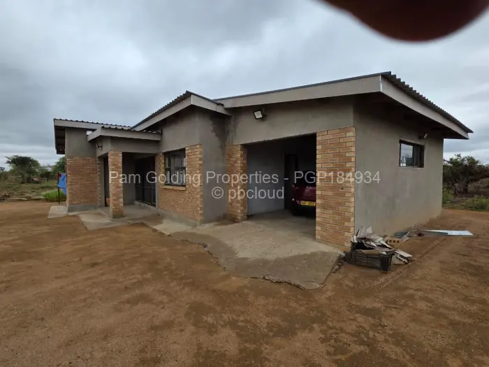 Townhouse/Cluster for Sale in Burnside, Bulawayo