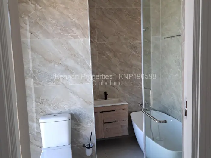 Townhouse/Complex/Cluster to Rent in Borrowdale