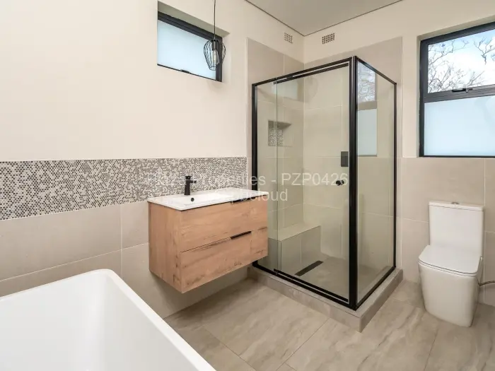 Townhouse/Cluster for Sale in Greendale North, Harare