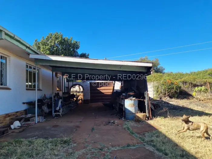 3 Bedroom House for Sale in Newton West, Bulawayo