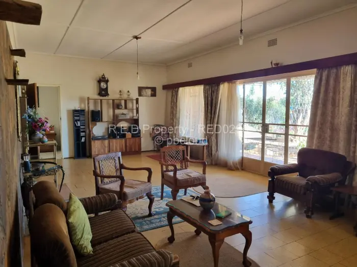 3 Bedroom House for Sale in Newton West, Bulawayo