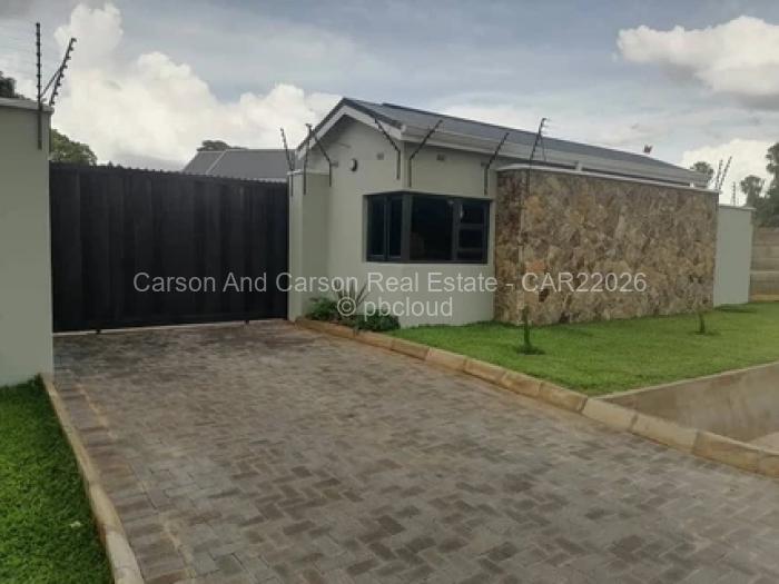 Townhouse/Cluster to Rent in Borrowdale, Harare