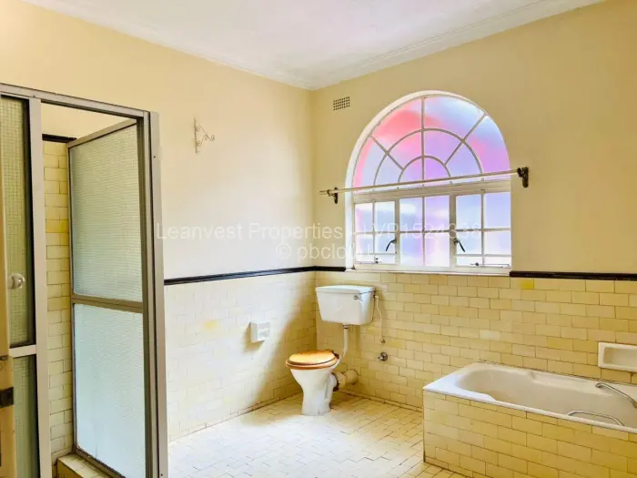 5 Bedroom House for Sale in Greystone Park, Harare